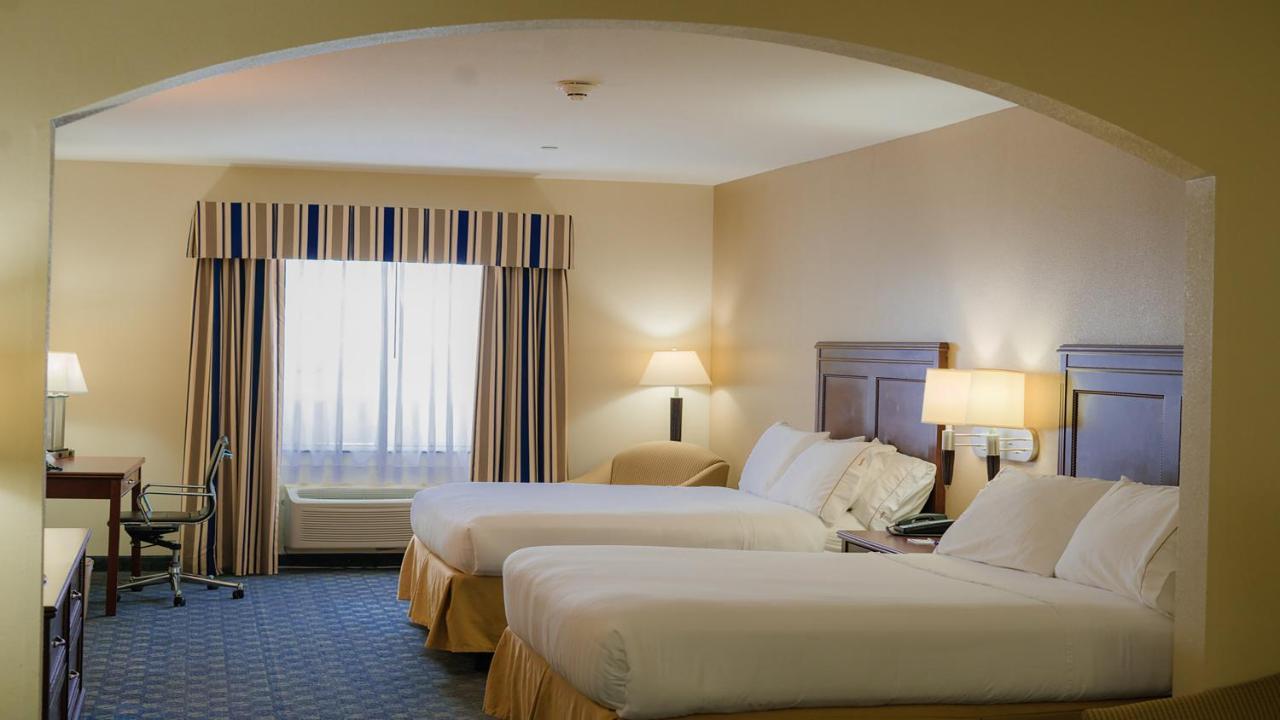 Express & By Ihg